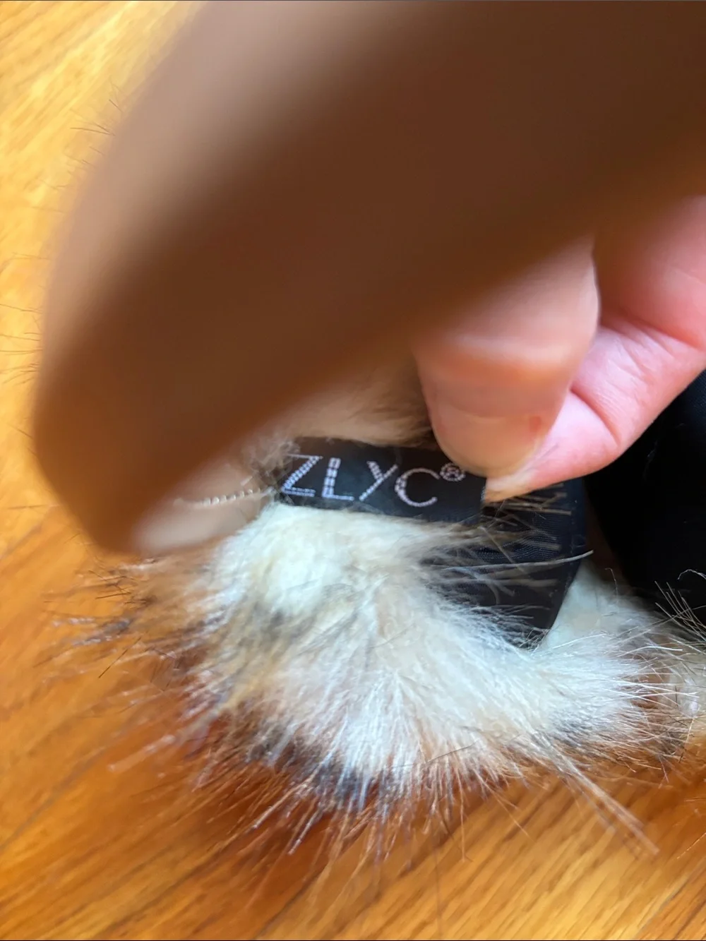 ZLYC Leopard-Print Faux Fur Earmuffs in Brown
